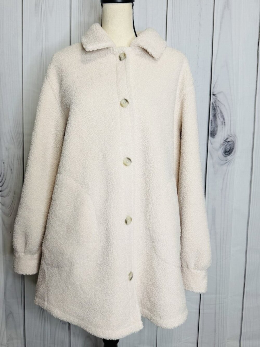 Spanx Luxe High Pile Fleece Shirt Jacket Cream Sz XL Collared Shacket Button Up
